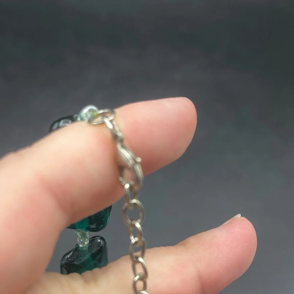 Green Square Shaped Translucent Resin Stone Necklace - Picture 4 of 4